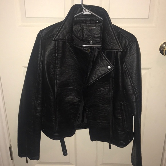 Leather jacket - Picture 1 of 1